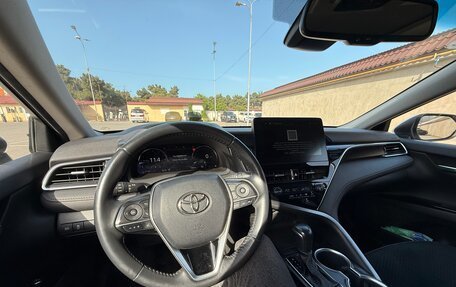 Toyota Camry, 2023 год, 3 650 000 рублей, 7 фотография