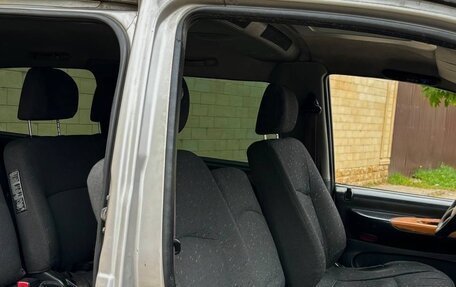 Hyundai Starex I рестайлинг, 2002 год, 890 000 рублей, 28 фотография