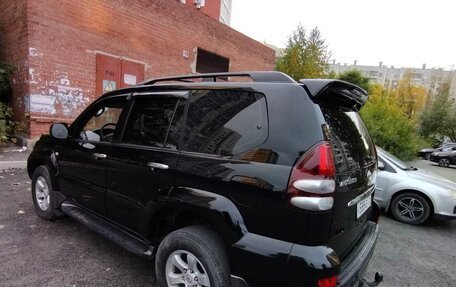 Toyota Land Cruiser Prado 120 рестайлинг, 2006 год, 2 000 000 рублей, 15 фотография