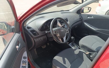 Hyundai Solaris II рестайлинг, 2015 год, 999 000 рублей, 7 фотография