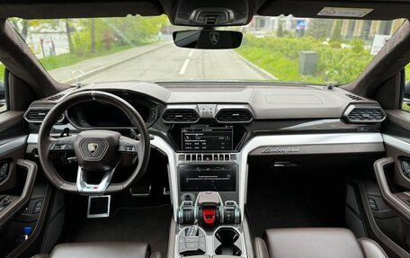 Lamborghini Urus I, 2020 год, 20 000 000 рублей, 13 фотография