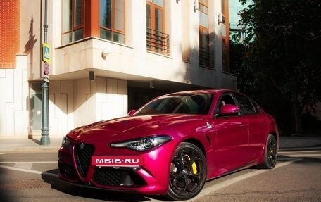 Alfa Romeo Giulia II, 2017 год, 6 400 000 рублей, 17 фотография