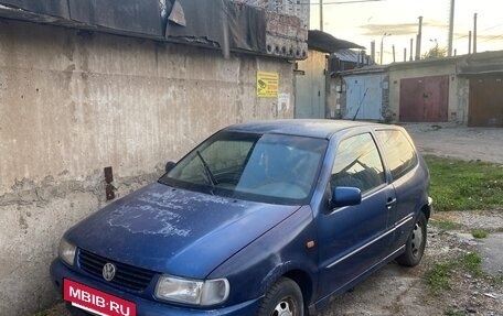 Volkswagen Polo III рестайлинг, 1998 год, 80 000 рублей, 2 фотография