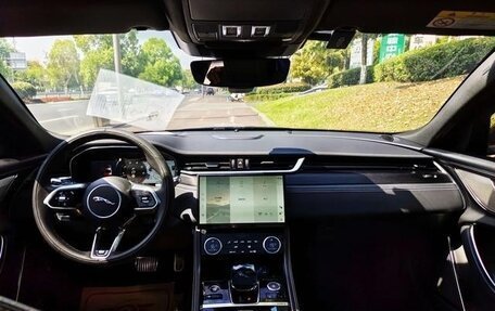 Jaguar XF II, 2021 год, 3 730 000 рублей, 2 фотография