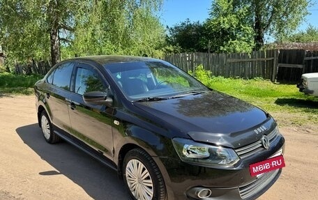 Volkswagen Polo VI (EU Market), 2013 год, 630 000 рублей, 2 фотография