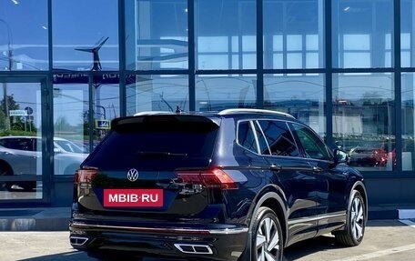 Volkswagen Tiguan II, 2023 год, 4 339 000 рублей, 5 фотография