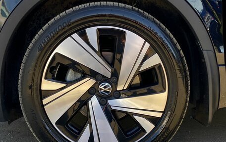 Volkswagen Tiguan II, 2023 год, 4 339 000 рублей, 9 фотография