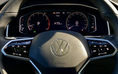 Volkswagen Tiguan II, 2023 год, 4 339 000 рублей, 14 фотография