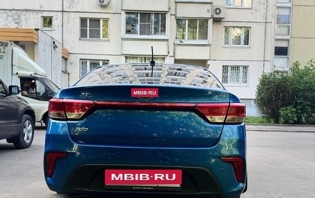 KIA Rio IV, 2017 год, 999 000 рублей, 4 фотография