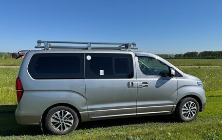 Hyundai Grand Starex Grand Starex I рестайлинг 2, 2020 год, 4 170 000 рублей, 5 фотография