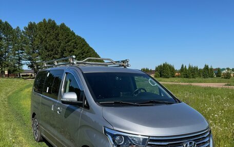 Hyundai Grand Starex Grand Starex I рестайлинг 2, 2020 год, 4 170 000 рублей, 6 фотография