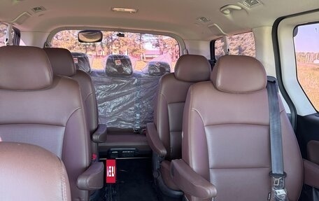 Hyundai Grand Starex Grand Starex I рестайлинг 2, 2020 год, 4 170 000 рублей, 9 фотография