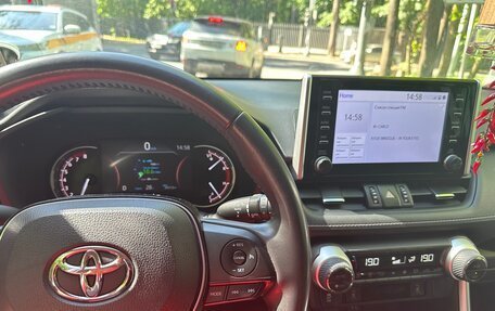 Toyota RAV4, 2019 год, 3 200 000 рублей, 15 фотография