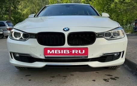 BMW 3 серия, 2012 год, 2 200 000 рублей, 2 фотография