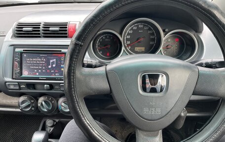Honda Fit III, 2002 год, 430 000 рублей, 5 фотография