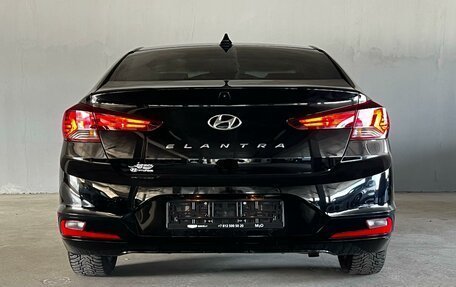 Hyundai Elantra VI рестайлинг, 2019 год, 1 390 000 рублей, 4 фотография