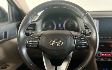 Hyundai Elantra VI рестайлинг, 2019 год, 1 390 000 рублей, 13 фотография