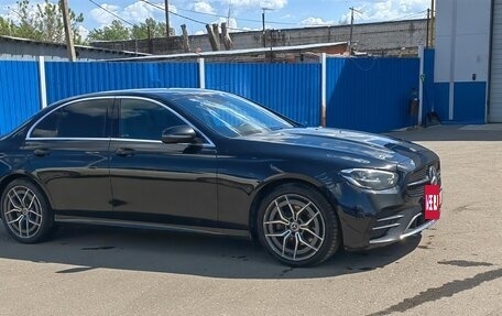Mercedes-Benz E-Класс, 2021 год, 3 700 000 рублей, 10 фотография