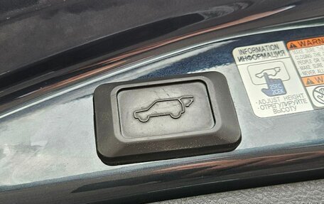 Toyota RAV4, 2017 год, 2 349 000 рублей, 17 фотография