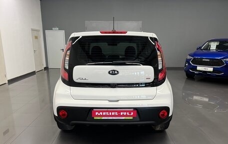 KIA Soul II рестайлинг, 2018 год, 1 595 000 рублей, 6 фотография