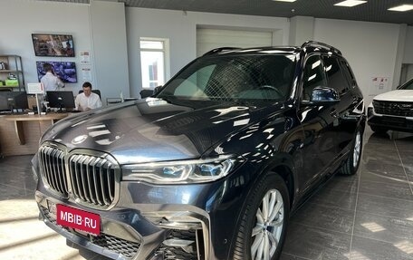 BMW X7, 2021 год, 8 990 000 рублей, 1 фотография