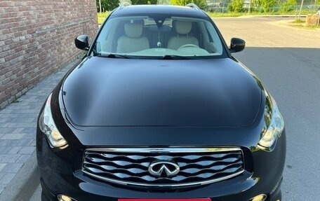 Infiniti FX II, 2009 год, 1 585 000 рублей, 2 фотография