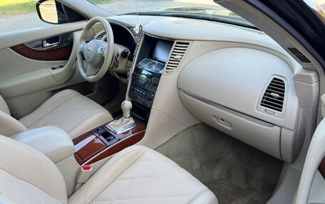 Infiniti FX II, 2009 год, 1 585 000 рублей, 14 фотография