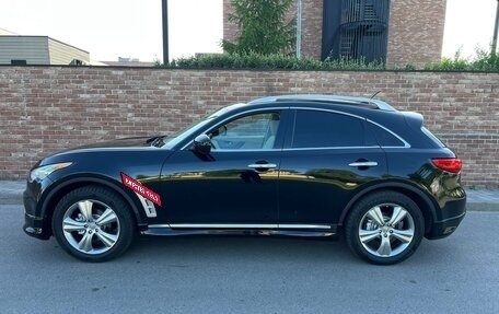 Infiniti FX II, 2009 год, 1 585 000 рублей, 10 фотография