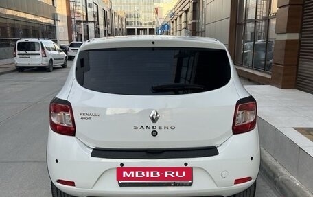 Renault Sandero II рестайлинг, 2015 год, 710 000 рублей, 4 фотография