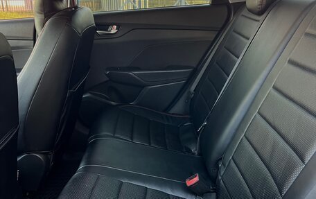 Hyundai Solaris II рестайлинг, 2018 год, 1 100 000 рублей, 13 фотография