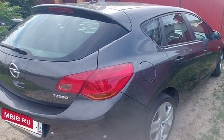 Opel Astra J, 2011 год, 910 000 рублей, 4 фотография