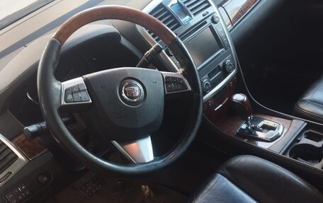 Cadillac SRX II рестайлинг, 2009 год, 600 000 рублей, 10 фотография
