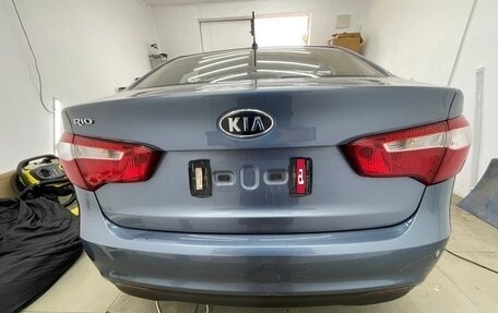 KIA Rio III рестайлинг, 2012 год, 1 000 000 рублей, 4 фотография