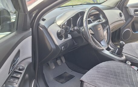 Chevrolet Cruze II, 2011 год, 770 000 рублей, 8 фотография