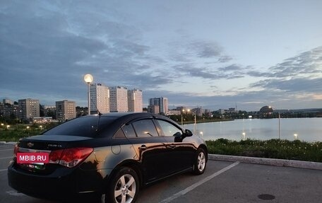 Chevrolet Cruze II, 2011 год, 770 000 рублей, 2 фотография