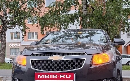 Chevrolet Cruze II, 2011 год, 770 000 рублей, 6 фотография
