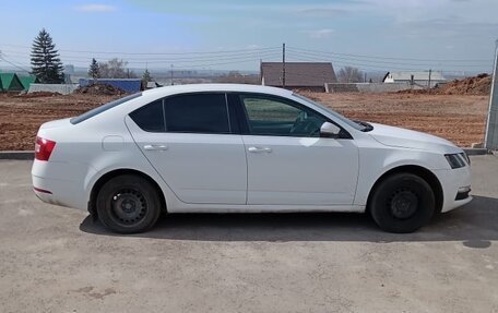 Skoda Octavia, 2019 год, 1 650 000 рублей, 2 фотография