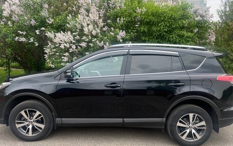 Toyota RAV4, 2018 год, 2 680 000 рублей, 3 фотография