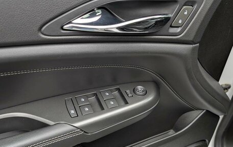 Cadillac SRX II рестайлинг, 2012 год, 1 250 000 рублей, 10 фотография