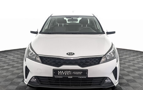 KIA Rio IV, 2021 год, 1 785 000 рублей, 2 фотография