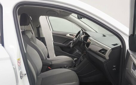 Volkswagen Taos, 2022 год, 2 675 000 рублей, 11 фотография
