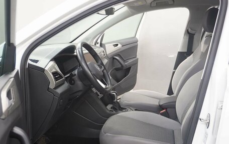 Volkswagen Taos, 2022 год, 2 675 000 рублей, 13 фотография