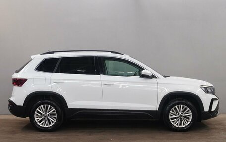 Volkswagen Taos, 2022 год, 2 675 000 рублей, 8 фотография