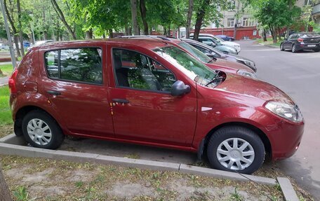 Renault Sandero I, 2014 год, 800 000 рублей, 4 фотография