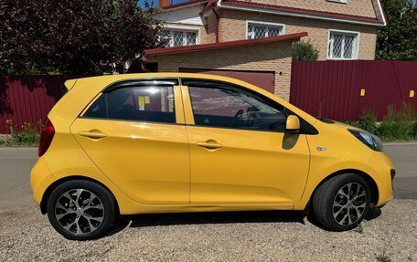 KIA Picanto II, 2011 год, 725 000 рублей, 2 фотография