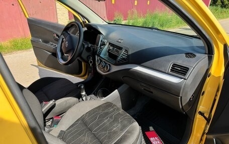 KIA Picanto II, 2011 год, 725 000 рублей, 11 фотография