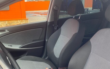 Hyundai Solaris II рестайлинг, 2012 год, 819 000 рублей, 7 фотография