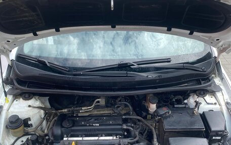 Hyundai Solaris II рестайлинг, 2012 год, 819 000 рублей, 17 фотография
