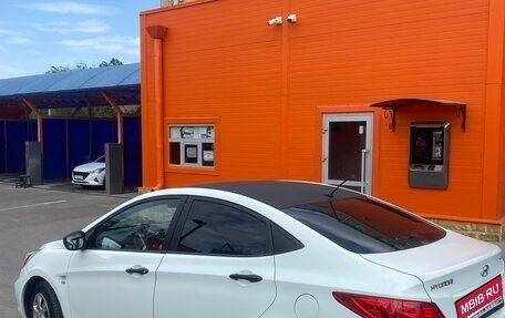 Hyundai Solaris II рестайлинг, 2012 год, 819 000 рублей, 5 фотография