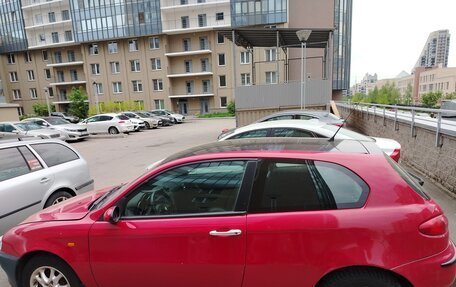 Alfa Romeo 147 I рестайлинг, 2001 год, 120 000 рублей, 3 фотография